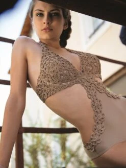 Makramee Bügel Badeanzug CHACHA Von Nicole Olivier -Meer Bekleidung badeanzug makramee chacha taupe nicole olivier 7 1