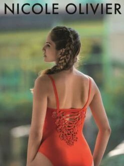 Makramee Träger Badeanzug CHATON Von Nicole Olivier 23 Makramee Träger Badeanzug CHATON Von Nicole Olivier -Meer Bekleidung badeanzug makramee chaton rot nicole olivier 2 2