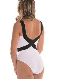 Träger Badeanzug MANOLO Von Nicole Olivier -Meer Bekleidung badeanzug manolo weiss nicole olivier