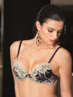 Gefütterter Seiden BH SPLENDEUR SOIE Von Lise Charmel -Meer Bekleidung bh gefuettert seide acc8580c marine 5197 splendeur soie lise charmel 3 1 1