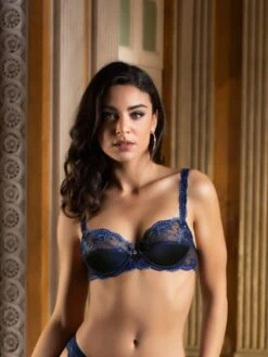 Seiden BH SPLENDEUR SOIE Von Lise Charmel -Meer Bekleidung bh halbschale seide acc3080b dunkelblau 5276 splendeur soie lise charmel 4 1