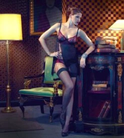 Tüll BH-Kleidchen JULIA Himbeer-rot Von Escora -Meer Bekleidung bh kleidchen julia schwarz rot escora 1