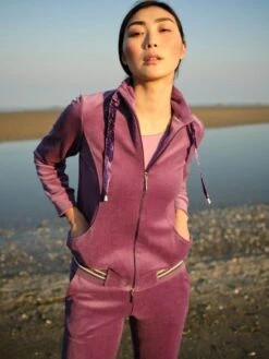 Hausanzug NICKI Mit Glitzer Zwei-teilig Von Chiara Fiorini -Meer Bekleidung hausanzug mit glitzer lila cf1361 nicki chiara fiorini