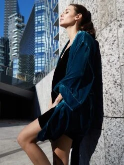 Seide-Viscose Samt Kimono DANY Von Vivis -Meer Bekleidung kimono kurz v00038 dany blau vivis 2 2