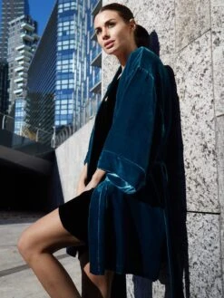 Seide-Viscose Samt Kimono DANY Von Vivis -Meer Bekleidung kimono kurz v00038 dany blau vivis 3 2