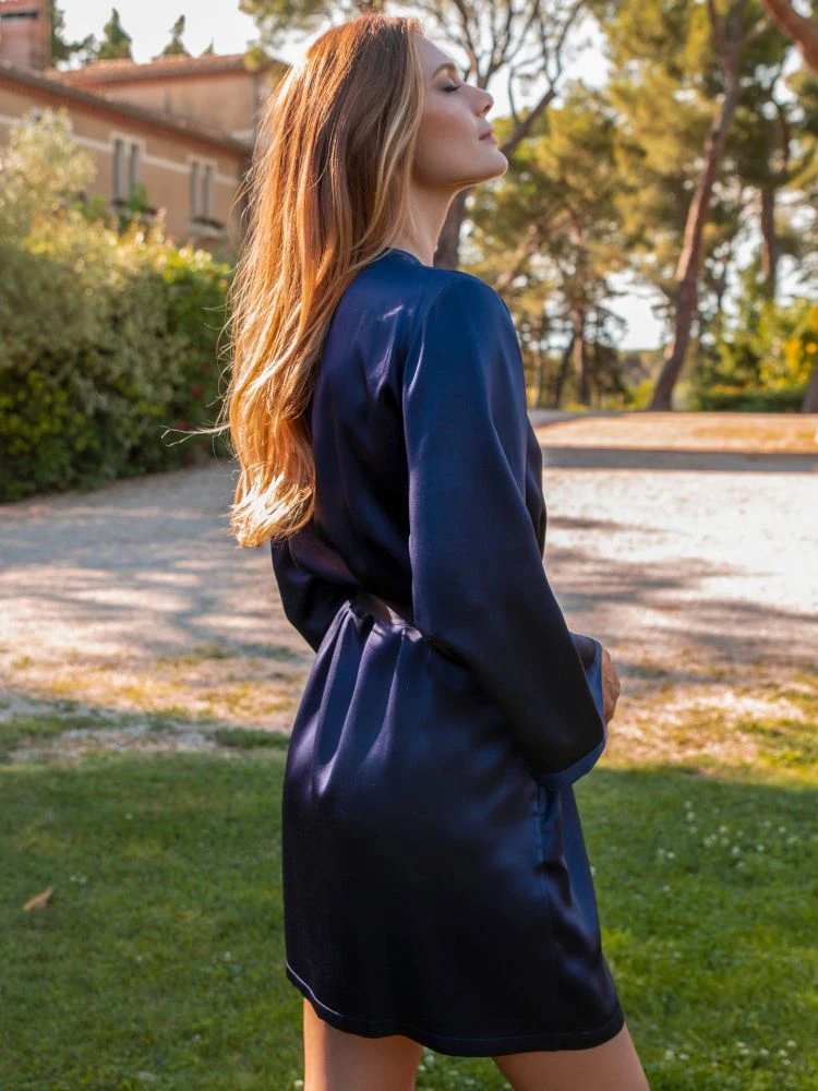 100% Seide Morgenmantel SOIE LASER Von Marjolaine 18 100% Seide Morgenmantel SOIE LASER Von Marjolaine – Bild 16