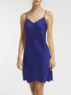 100% Seide Nachthemd CAROLINE Uni Von Vivis 38 100% Seide Nachthemd CAROLINE Uni Von Vivis -Meer Bekleidung nachthemd seide caroline v00003 zaffiro vivis 2 2 1 1