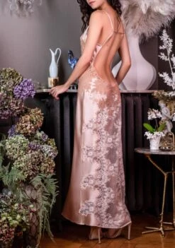 Stretchseide Neglige Lang NINA Marjolaine Lingerie 18 Stretchseide Neglige Lang NINA Marjolaine Lingerie -Meer Bekleidung nachtkleid lang nina boudoir nude 4nin3001 marjolaine 2