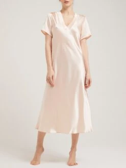 100% Seide Nachtkleid DOROTEA Von Vivis 19 100% Seide Nachtkleid DOROTEA Von Vivis -Meer Bekleidung nachtkleid seide dorotea v00571 zart apricot vivis 2