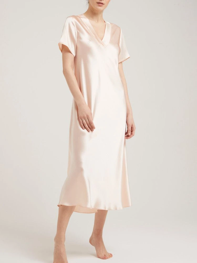 100% Seide Nachtkleid DOROTEA Von Vivis 10 100% Seide Nachtkleid DOROTEA Von Vivis – Bild 8