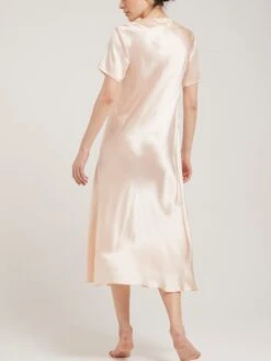100% Seide Nachtkleid DOROTEA Von Vivis 17 100% Seide Nachtkleid DOROTEA Von Vivis -Meer Bekleidung nachtkleid seide dorotea v00571 zart apricot vivis 5