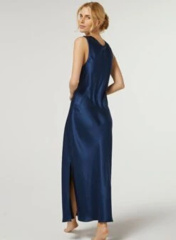 100% Seide Nachtkleid LEONA Mit Spitze Von Vivis -Meer Bekleidung nachtkleid seide lang v00586 leona nachtblau vivis 1 2
