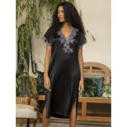 Stretchseide Nachtkleid REINE Lang Mit Spitze Von Marjolaine