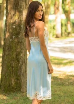 100% Seide Nachtkleid MARJOLIE No. 5 Von Marjolaine -Meer Bekleidung neglige lang seide 3mar6101 hellblau weiss marjolaine 3