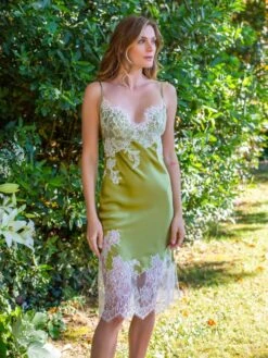 Seide Nachtkleid NYMPHE No. 5 Von Marjolaine -Meer Bekleidung neglige mittellang nymphe mousse naturel 4nym6101 marjolaine 8 1