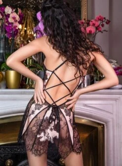 Seide Neglige NYMPHE No. 3 Kurz Exklusiv Marjolaine 31 Seide Neglige NYMPHE No. 3 Kurz Exklusiv Marjolaine -Meer Bekleidung neglige nymphe boudoir noir 4nym0103 marjolaine 3 1 1