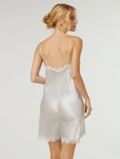 100% Seide Neglige SUSANNE Von Vivis -Meer Bekleidung neglige seide kurz v00608 susanne silber vivis