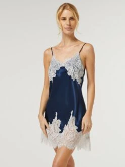 100% Seide Neglige Kurz LILLIAN Von Vivis -Meer Bekleidung neglige seide lillian v00581 nachtblau vivis 3 5 1