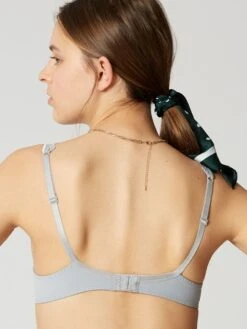 Spitze Vollschalen-BH GABY Von Maison Lejaby -Meer Bekleidung schalen bh perlgrau 13833 gaby maison lejaby 3 1 1