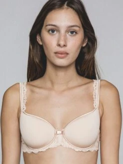 Spacer Schalen-BH GABY Von Maison Lejaby -Meer Bekleidung schalen bh puder 13830 gaby maison lejaby