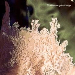 100% Seide Seidentop RARE Calais Spitze Marjolaine 19 100% Seide Seidentop RARE Calais Spitze Marjolaine -Meer Bekleidung seide 7316 tannengruen beige marjolaine 1 2