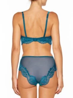 Seide Triangel BH ADRIANA Von Millesia 15 Seide Triangel BH ADRIANA Von Millesia -Meer Bekleidung seide dessous adriana m1325 m1385 tuerkis blau millesia lingerie