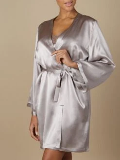100% Seide Morgenmantel SOIE LASER Marjolaine -Meer Bekleidung seide morgenmantel laser silber soie unie marjolaine