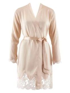 100% Seide Kimono TOI MON AMOUR Mit Spitze Von Aubade -Meer Bekleidung seide morgenmantel ms65 goldsand 1 soie d amour aubade 2 1 1 1 1