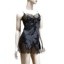 100% Seide Negligé BACCARAT No. 2 Calais Spitze Von Marjolaine -Meer Bekleidung seide neglige baccarat anthrazit schwarz marjolaine