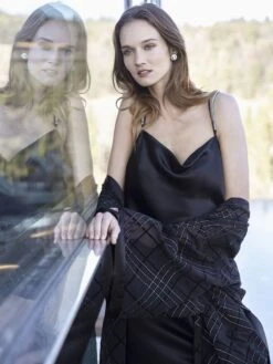 Seidennachthemd / Kleid STRASS Schwarz Von Luna Di Seta -Meer Bekleidung seide neglige strass vlst60682 0031 schwarz luna di seta