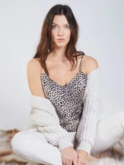 100% Seide Trägertop KLASSIK SATIN Von Eva B. Bitzer 30 100% Seide Trägertop KLASSIK SATIN Von Eva B. Bitzer -Meer Bekleidung seide traegertop 27318213 leopard bitzer 2 1