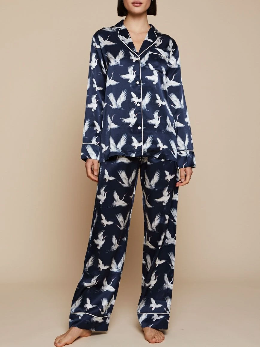 100% Seide Schlafanzug Elisabetha AVES Dunkelblau Von Radice 4 100% Seide Schlafanzug Elisabetha AVES Dunkelblau Von Radice – Bild 2