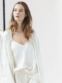 Seidentop 100% Seide CLASSICO Von Luna Di Seta - Viele Farben -Meer Bekleidung seidentop basic seduction vlst08005 630003 avorio luna di seta 4 1 1 2 1