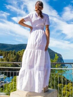 Sommerkleid Mit Spitze ARIANNA Lang Weiß Von Laetitia Beachwear 7 Sommerkleid Mit Spitze ARIANNA Lang Weiß Von Laetitia Beachwear -Meer Bekleidung sommerkleid weiss lang a141 arianna laetitia beachwear 4