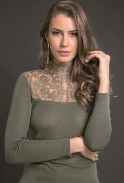 Merinowolle Seide STEHKRAGEN SHIRT Mit Spitze Von Artimaglia -Meer Bekleidung stehkragen shirt wolle seide spitze 75404 kaki artimaglia 1