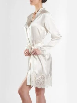 100% Seide Kimono TOI MON AMOUR Mit Spitze Von Aubade -Meer Bekleidung z kimono seide perlmut ms65 soie d amour aubade 5 1 3 1 1